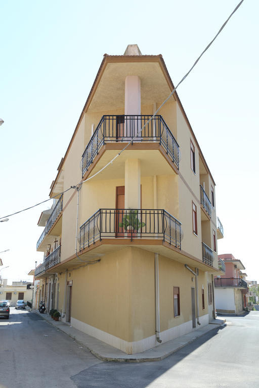 Hotel L'Abbiocco Avola Exterior foto